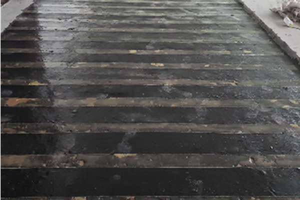 粘贴碳纤维加固